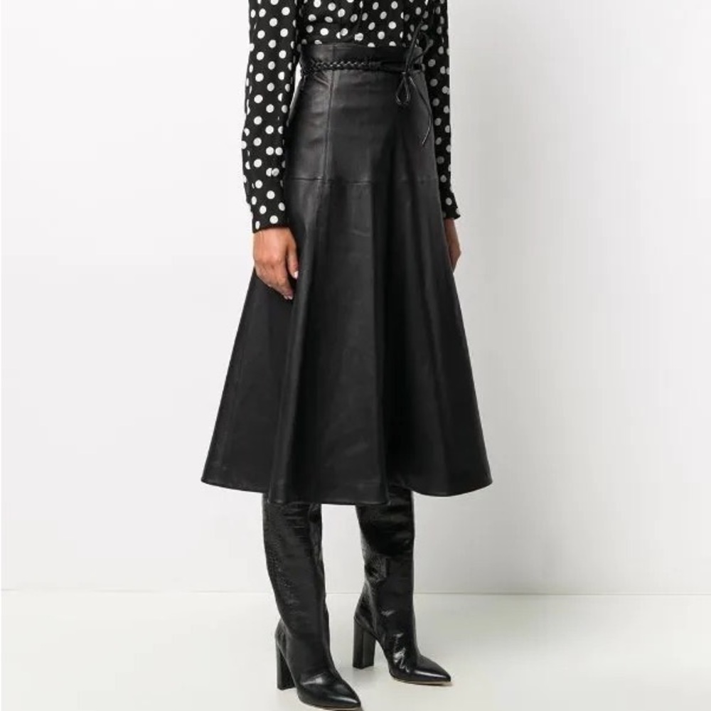 Valentino
braided-belt A-line skirt IT38 - Picture 2 of 6